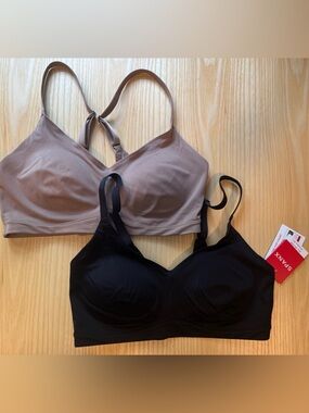 SPANX Lot of 2 All-in-One Wireless Everyday Bras in Taupe and Black Med 34-36